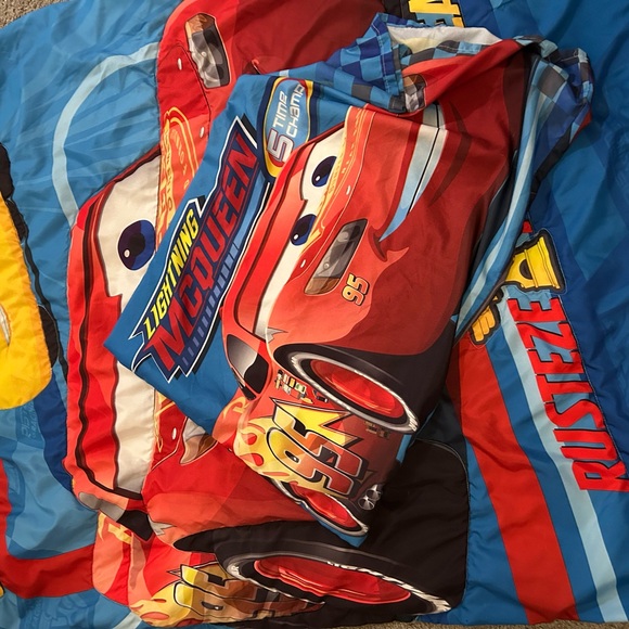 Disney Cars Lightning McQueen Toddler Bedding Set - Picture 1 of 4